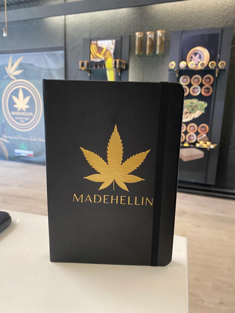 Madehellin notebook