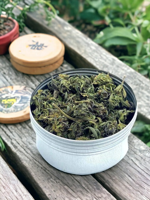 Small Buds from Madehellin - Quality at a Low Price
